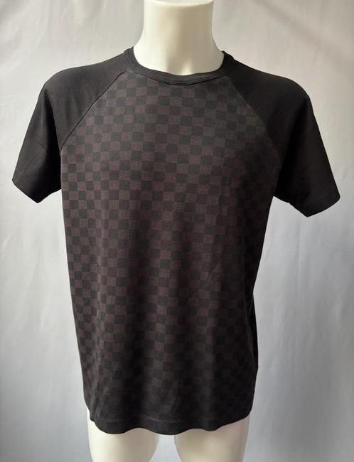LOUIS VUITTON zwart bruin damier HEREN t-shirt  Maat M, Kleding | Heren, T-shirts, Zo goed als nieuw, Maat 48/50 (M), Zwart, Ophalen of Verzenden