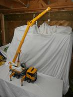 Bruder Scania R-560 met Liebherr kraanopbouw, Ophalen, Zo goed als nieuw