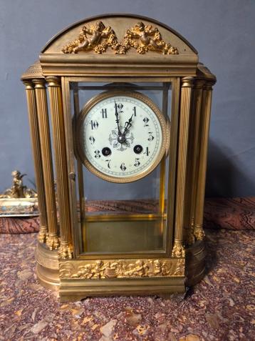 Gezocht kwikslinger voor glaspendule  beschikbaar voor biedingen