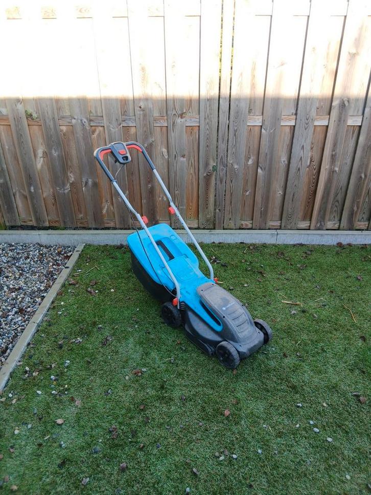 Gardena grasmaaier, Tuin en Terras, Grasmaaiers, Zo goed als nieuw, Ophalen