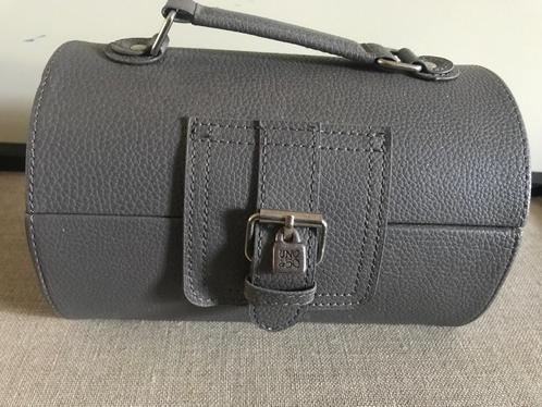 Uno de 50 (225,- = 49,95) sieradendoos tas, Sieraden, Tassen en Uiterlijk, Armbanden, Nieuw, Overige materialen, Grijs, Met bedels of kralen