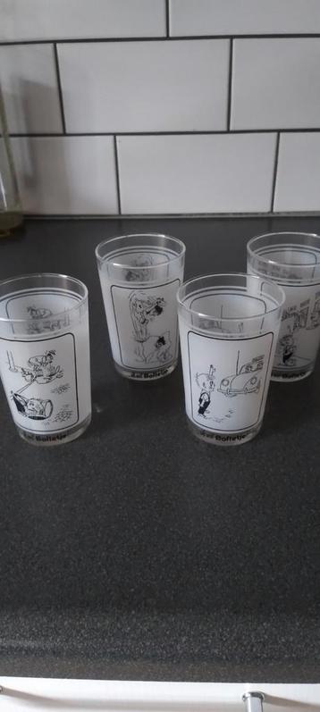 4 oude Bolletje Glaasjes. beschikbaar voor biedingen