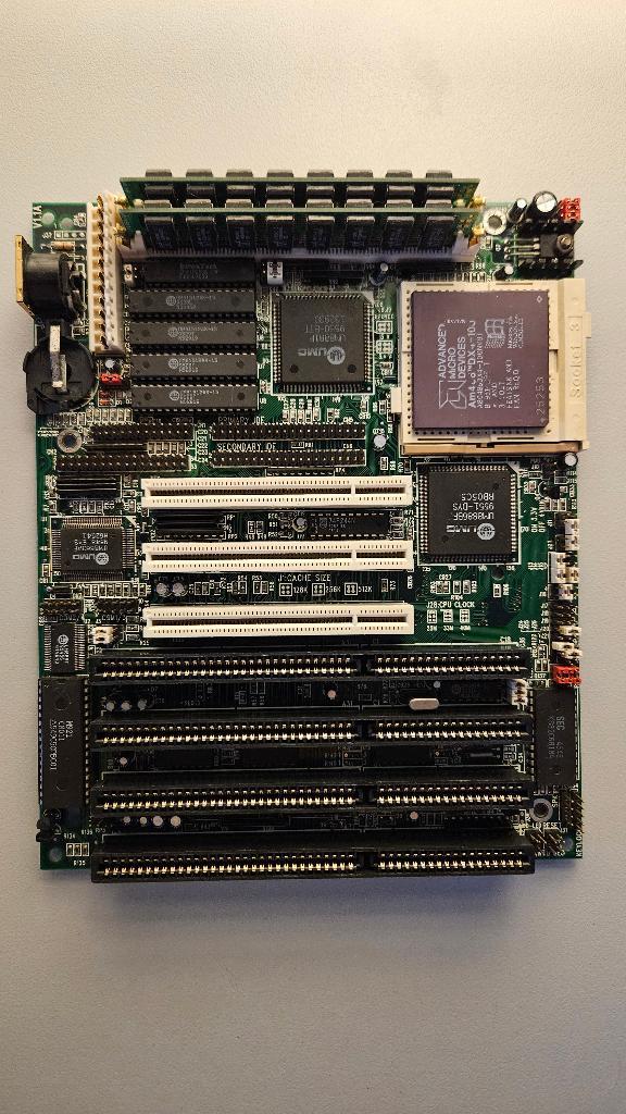 PCChips M921 + AMD 486 DX4 100MHz + 16MB FPM, Computers en Software, Vintage Computers, Verzenden