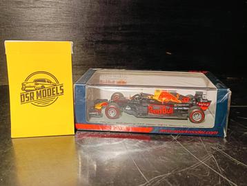 1:43 Oracle Red Bull Racing RB14 winnaar Mexico  beschikbaar voor biedingen