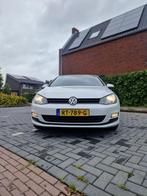 Volkswagen Golf 1.0 TSI 63KW 5D 2015 Parelmoer wit, Auto's, Volkswagen, Voorwielaandrijving, Stof, Zwart, 4 cilinders