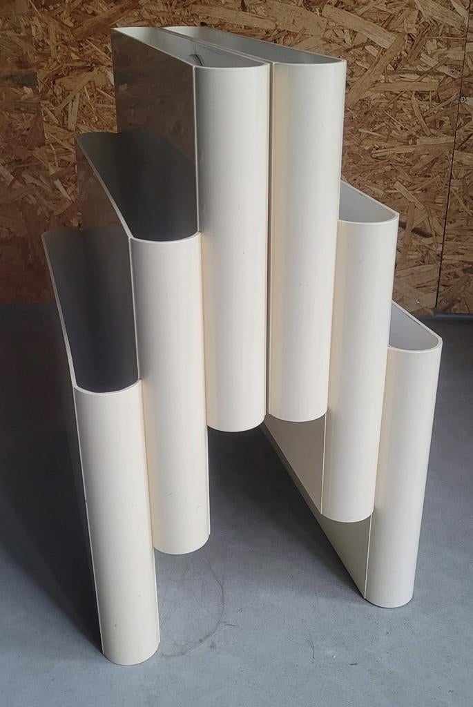 Vintage lectuurbak Kartell 4675 G. Stoppino, Huis en Inrichting, Woonaccessoires | Krantenbakken en Lectuurbakken, Ophalen of Verzenden