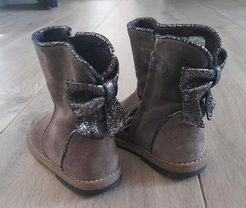 Schattige bruine,taupe laarsjes met glitterstrik,mt23, Clic! beschikbaar voor biedingen