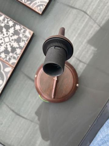 Antiek Bruin Wandlampje Art Deco Stijl beschikbaar voor biedingen