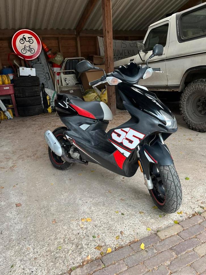 Yamaha aerox 2013, Fietsen en Brommers, Scooters | Yamaha, Zo goed als nieuw, Aerox, Ophalen