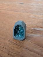 Lego rotsje grijs met transparant licht blauw kristal, Kinderen en Baby's, Speelgoed | Duplo en Lego, Ophalen of Verzenden, Zo goed als nieuw