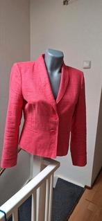 Mooi jasje colbertje Madeleine mt M
Getailleerd 
Koraal rood, Ophalen of Verzenden, Zo goed als nieuw, Rood