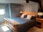 Landelijk teak bed 180x210, Huis en Inrichting, Slaapkamer | Bedden, Ophalen, Gebruikt, Bruin, 210 cm