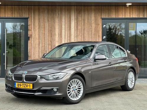 BMW 3-Serie 320i 2.0 184PK 2012 nette auto. AUTOMAAT NL AUTO, Auto's, BMW, Particulier, 3-Serie, Airbags, Airconditioning, Centrale vergrendeling