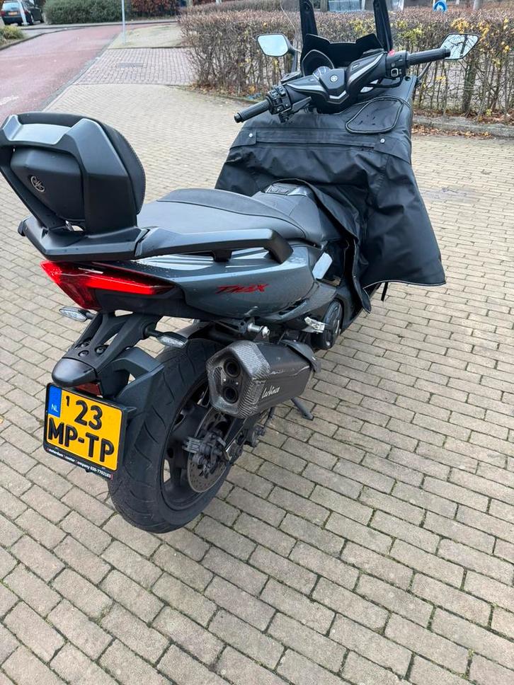 Tmax Techmax Nardo Grey Te Koop, Motoren, Motoren | Yamaha, Particulier, Scooter, 12 t/m 35 kW, ABS, Cruise Control, Handvatverwarming