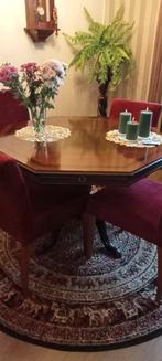 Mooie ronde tafel notenhout, Huis en Inrichting, Complete eetkamers, Ophalen, Zo goed als nieuw, Klassiek, 4 tot 6 stoelen