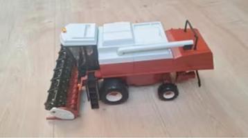 Fiatagri Laverda combine 1:32 beschikbaar voor biedingen