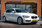 BMW 1-serie 118i Business+ Keyless Cruise Xenon Automaat! Sp, Auto's, Gebruikt, 4 cilinders, 1290 kg, Wit