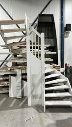 Halfslag trap 2880 hoog open, Doe-het-zelf en Verbouw, Ladders en Trappen, Ophalen of Verzenden, Zo goed als nieuw, 2 tot 4 meter