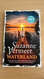 Suzanne Vermeer - Waterland, Boeken, Thrillers, Suzanne Vermeer, Ophalen of Verzenden, Zo goed als nieuw, Nederland