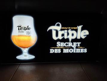 Lichtreclame Triple secret de moines beschikbaar voor biedingen