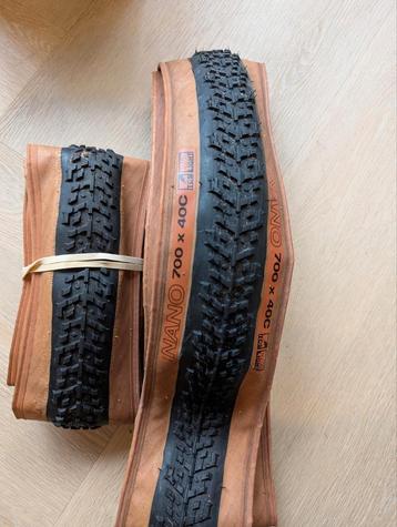 WTB gravel banden, Fietsstandaard, Pro Missile Accesoires  beschikbaar voor biedingen