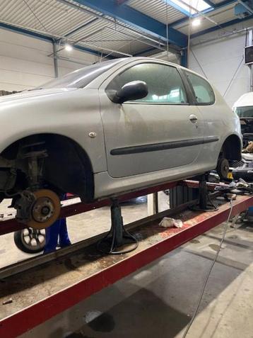 Peugeot 206 1.4 Gentry Bwj 2005 Demontage Voor Onderdelen beschikbaar voor biedingen