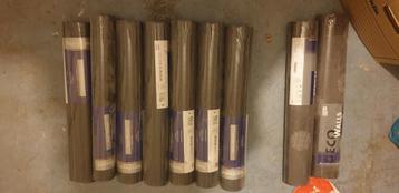 Behang: 7 rollen + 2 rollen grijs beschikbaar voor biedingen