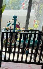 Zwarte box 80x90 cm gedemonteerd geen boxkleed of boxmobiel, Ophalen, Zo goed als nieuw, Boxkleed