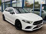 Mercedes-Benz A-klasse 250 AMG Line/PANO/SFEER/ASSIST!, Auto's, 4 cilinders, Wit, Bedrijf, 1600 kg