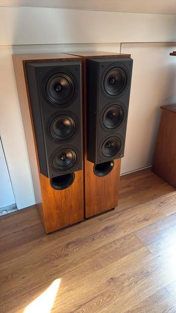 Kef luidsprekers. 105/3 beschikbaar voor biedingen