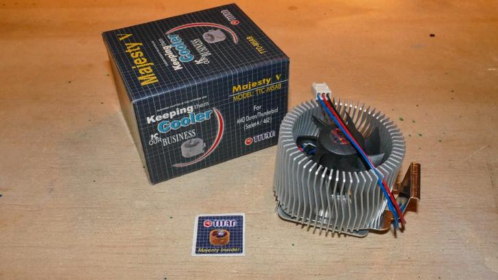 Titan | Majesty V | CPU socket 370 en socket A 462 | NEW, Computers en Software, Vintage Computers, Ophalen of Verzenden