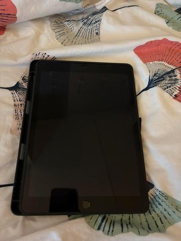 !!ALS NIEUW!! iPad 7e generatie 32gb beschikbaar voor biedingen