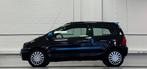 Renault Twingo 1.2i Emotion Schuifdak Airco Garantie APK 26-, Voorwielaandrijving, Zwart, 4 cilinders, 4 stoelen