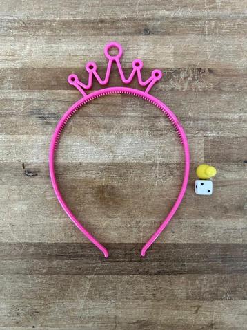 Diadeem met kroontje beschikbaar voor biedingen