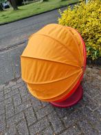 ikea ps lömsk rood oranje draaistoel met kap, Kinderen en Baby's, Kinderkamer | Tafels en Stoelen, Ophalen of Verzenden, Gebruikt