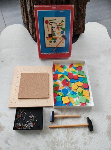 Hamertje tik (extra hamertje en kurkje) beschikbaar voor biedingen