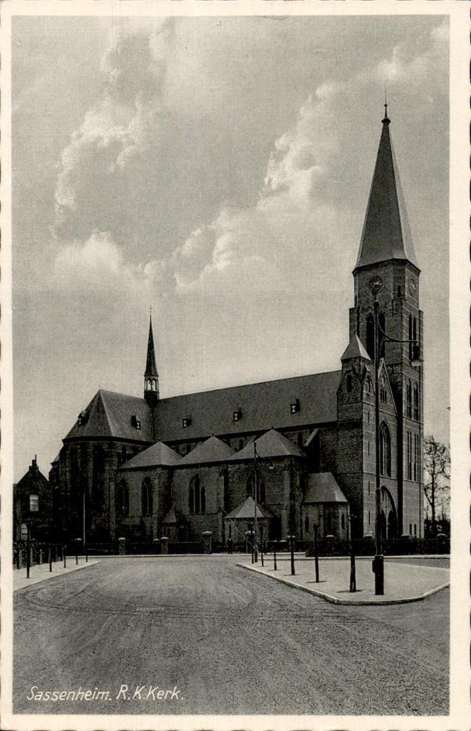 Sassenheim R.K. Kerk uitg J.W. de Gruijter, Verzamelen, Ansichtkaarten | Nederland, Ongelopen, Zuid-Holland, Verzenden