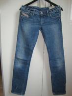 Diesel spijkerbroek maat 27/32, Kleding | Dames, Ophalen of Verzenden, Zo goed als nieuw, Blauw, W27 (confectie 34) of kleiner