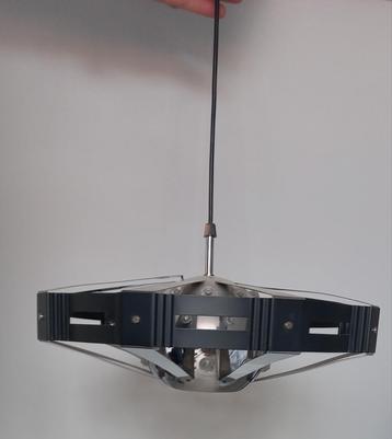 Space age pendant hanglamp beschikbaar voor biedingen
