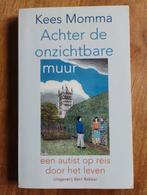 Achter de onzichtbare muur - Kees Momma, Boeken, Gelezen, Overige, Ophalen of Verzenden, Kees Momma