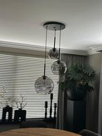 Hanglamp met 3 glazen bollen, Huis en Inrichting, Lampen | Hanglampen, Ophalen, Zo goed als nieuw, Minder dan 50 cm