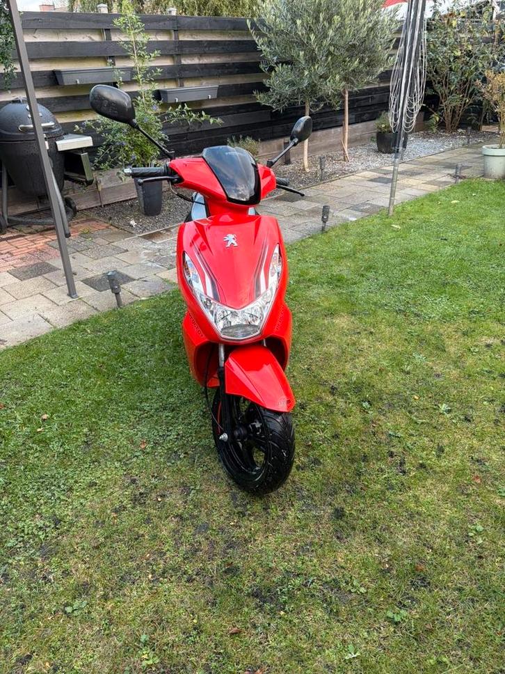 Peugeot Kisbee 50cc – 2017, Fietsen en Brommers, Brommeronderdelen | Scooters, Gebruikt, Peugeot, Overige typen, Ophalen