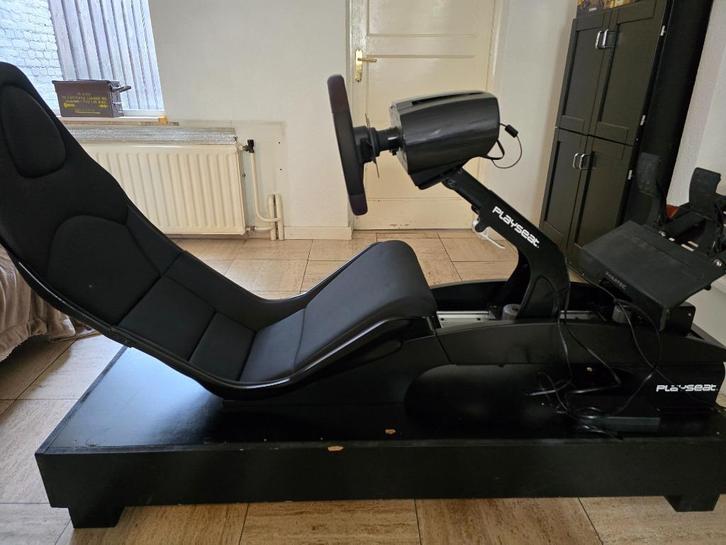 Fanatec CSL Elite - F1 / Formule 1 playseat Pro - Podium, Spelcomputers en Games, Spelcomputers | Sony PlayStation Consoles | Accessoires