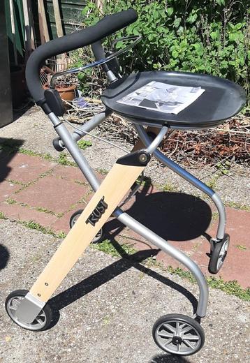 Rollator beschikbaar voor biedingen