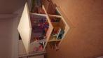 Groot degelijk hout poppenhuis Barbie huis inclusief accesso, Ophalen, Zo goed als nieuw, Hoogslaper