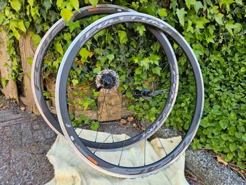 Fulcrum racing 4 wielset inclusief wieltassen beschikbaar voor biedingen