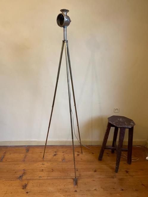 Leuke aparte Staande Messing Lamp Schemerlamp Vloerlamp, Antiek en Kunst, Antiek | Lampen, Ophalen of Verzenden