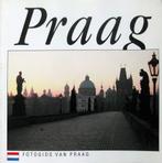 Praag: fotogids van de historische stad., Ophalen of Verzenden, Zo goed als nieuw, Europa, Overige merken