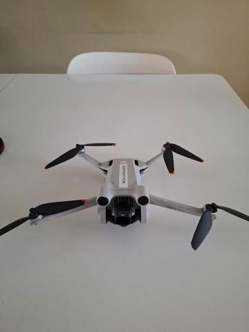 DJI Mini 3 Pro Fly More Combo  beschikbaar voor biedingen