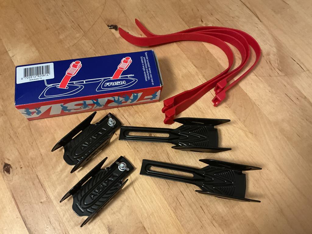 Kinderschaatsen  Frisia Bob Skate (gratis), Overige merken, Friese doorlopers, Nieuw, Ophalen of Verzenden